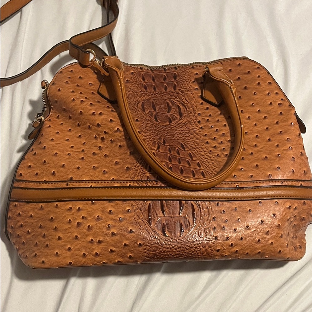 Elegant Tan Vegan Leather Shoulder Bag